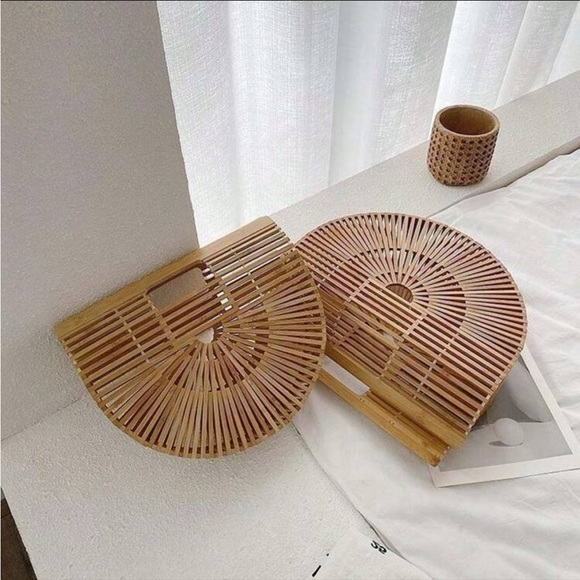 🌾 1  Handmade Bamboo Half Circle Beach Bag, Woven Rattan Straw - Picture 6 of 8